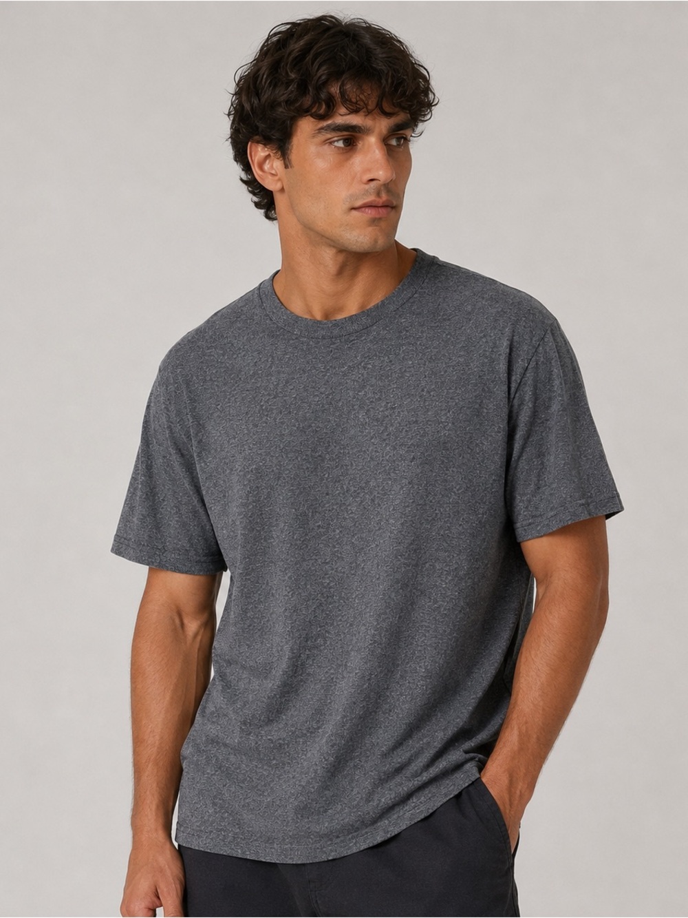 🌵 2 for $10
American Apparel | Heathered Gray Crewneck Tee | L